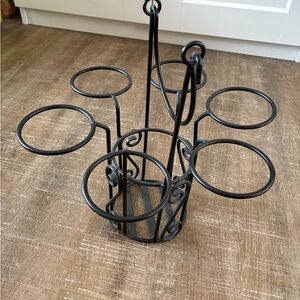 Elegant Black Metal Wine Glass and Bottle Carrier 🍷